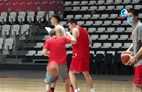 足球直播_教练强调细节，杜锋力求减少失误