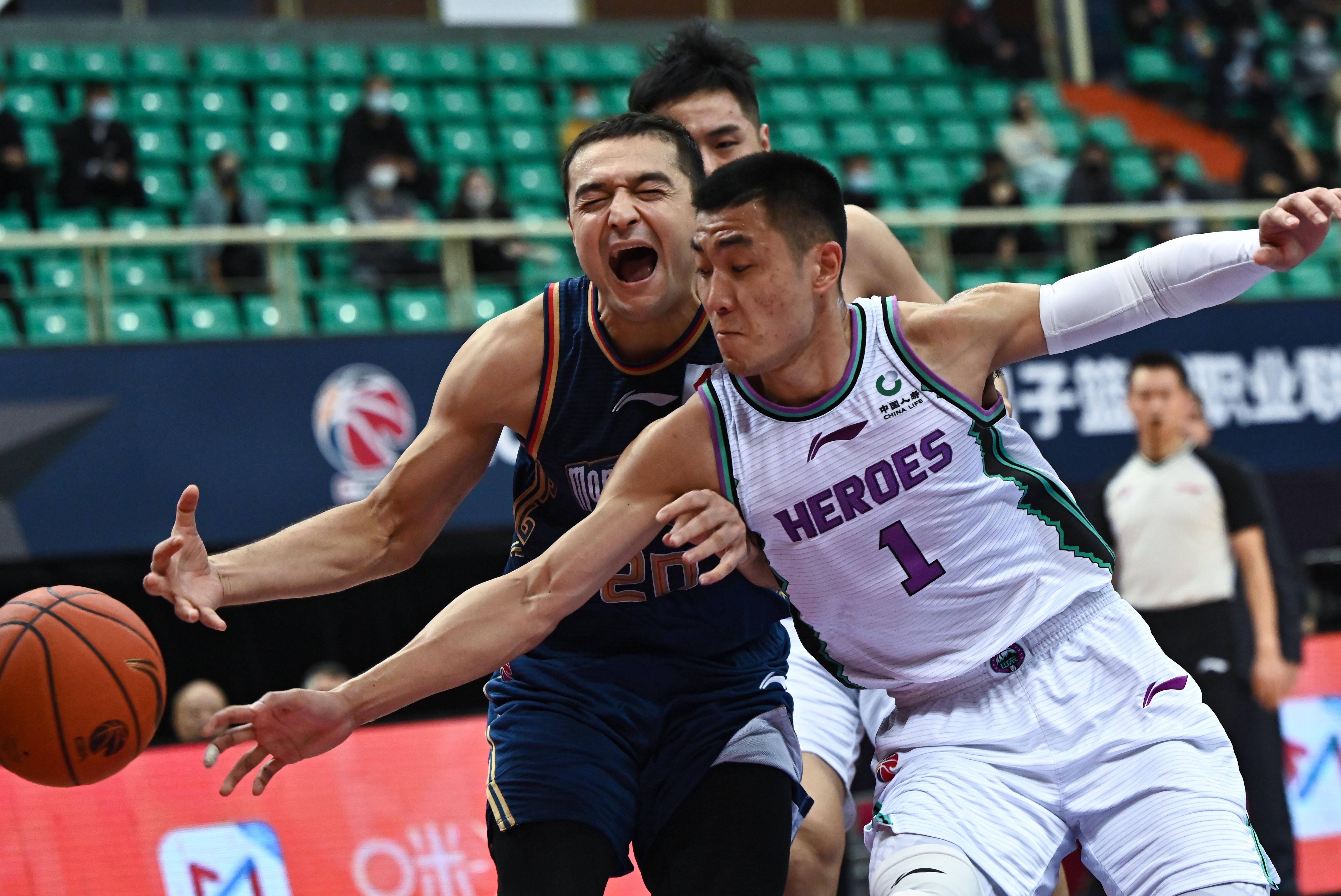 足球比分_山东高速击败山西汾酒，CBA中游格局生变的简单介绍